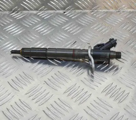 Volvo V40 Fuel injector 0445116 B445141