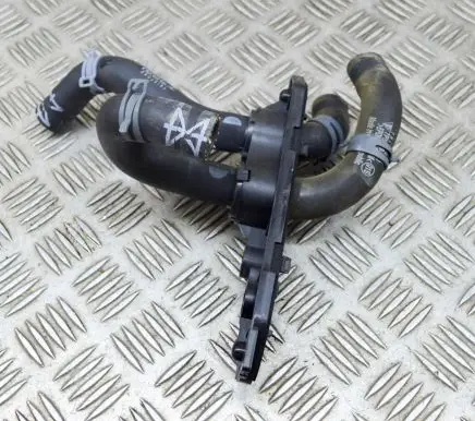Porsche Cayenne (9Y0 9Y3) Engine coolant pipe/hose 7P5819376A