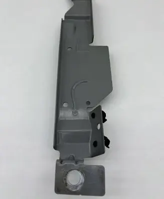 Volvo S90, V90 Fender mounting bracket