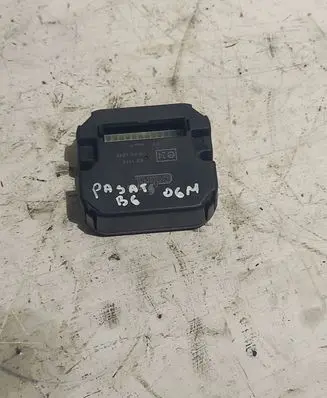 Volkswagen PASSAT B6 Parking PDC control unit/module 4C4915A0B