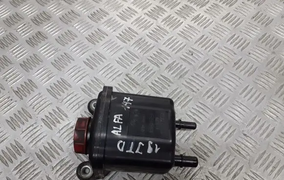 Alfa Romeo 147 Power steering fluid tank/reservoir 46768353