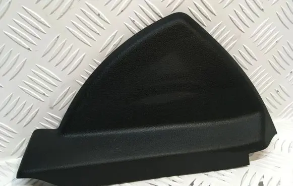 Mercedes-Benz C W204 Dashboard side end trim A2046800078
