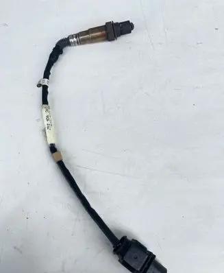 Volkswagen PASSAT B7 Lambda probe sensor 07C906262