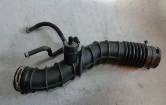 Renault Megane II Air intake hose/pipe