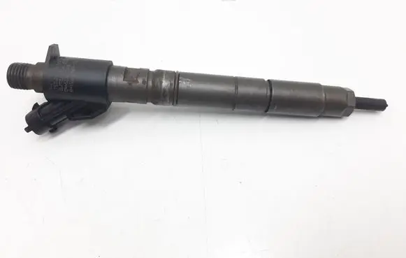 Volvo XC60 Fuel injector 31272767