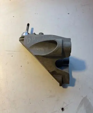 Dacia Spring Engine mount bracket 