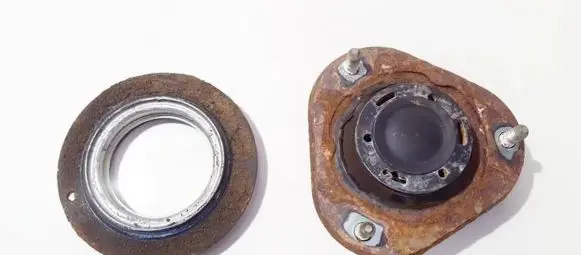 Toyota RAV 4 (XA30) Coil spring mount 