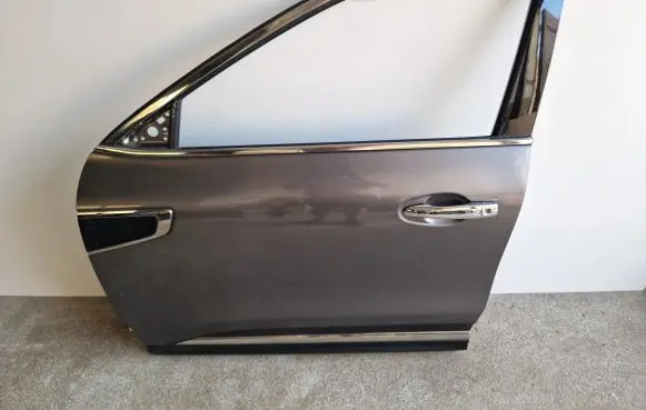 Renault Koleos II Front door