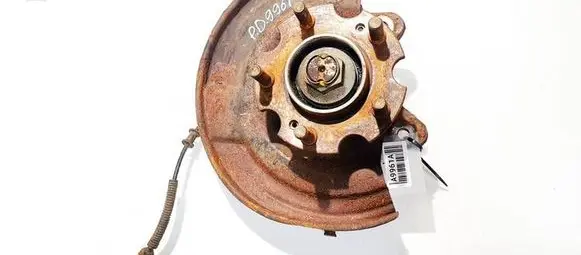SsangYong Actyon Front wheel hub 