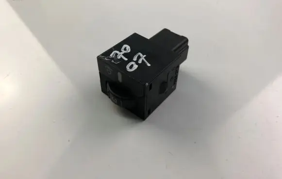 Chrysler PT Cruiser Light switch 04671673AA