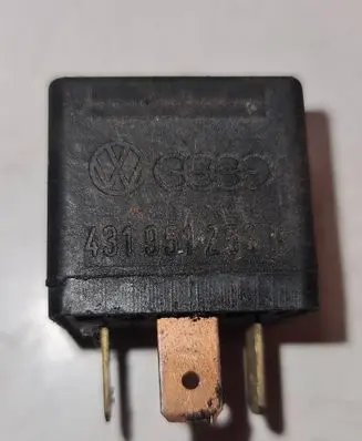 Volkswagen Bora Other relay 0332014156 431951233H
