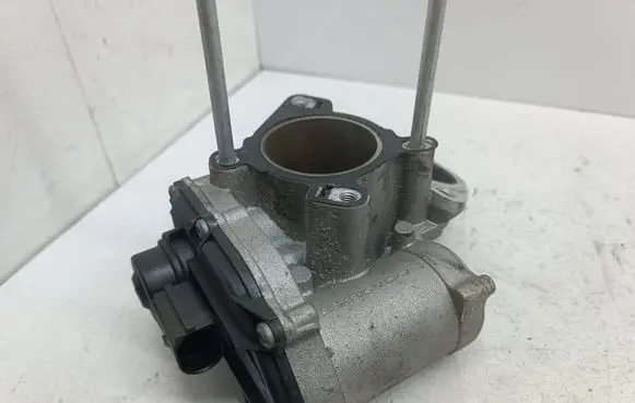 Renault Laguna III EGR valve A2C53179081 8200327011 H8200327011