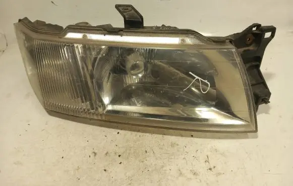 Mitsubishi Space Wagon Headlight/headlamp 10087265 9332 7226055W
