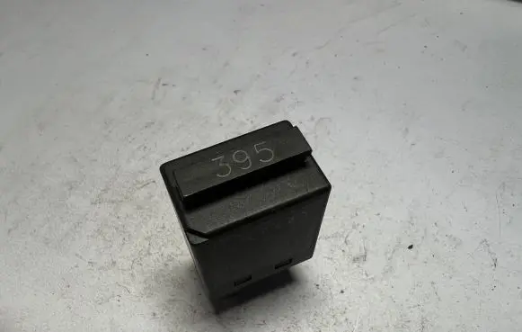 Seat Leon (1P) Other relay 8Z0951253 080432A V23074A1001X50