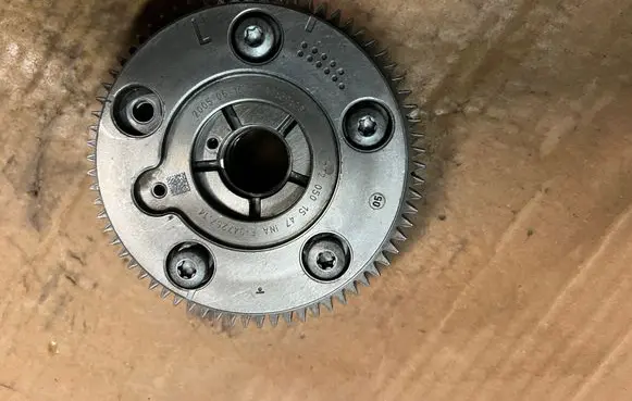 Camshaft pulley/ VANOS
