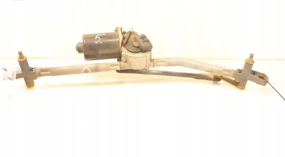 Fiat Punto (188) Front wiper linkage and motor C133