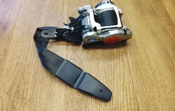Porsche Macan (95B) Front seatbelt 95B857705J