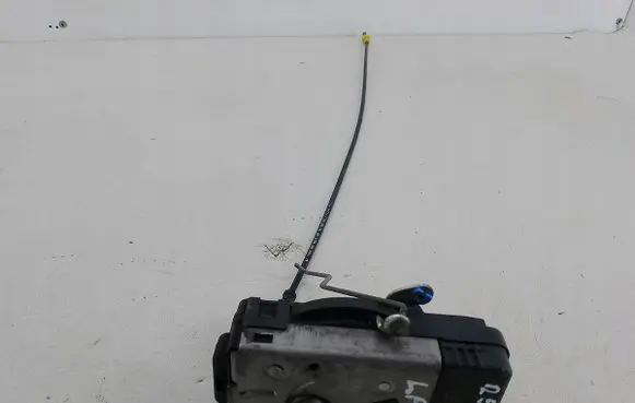 Renault Trafic II (X83) Front door lock 8200008260