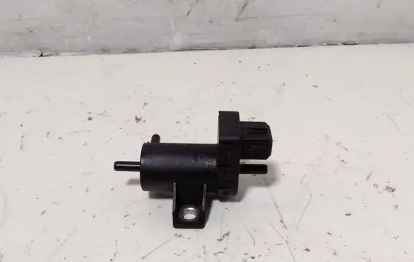 Renault Scenic II - Grand scenic II Turbo solenoid valve 7700113709