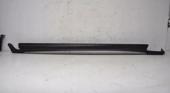 Ford Focus Sill/side skirt trim 