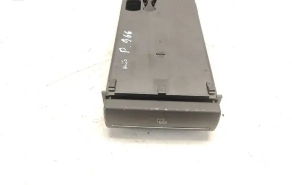Audi A3 S3 A3 Sportback 8P Dashboard storage box/compartment 8P0941561G