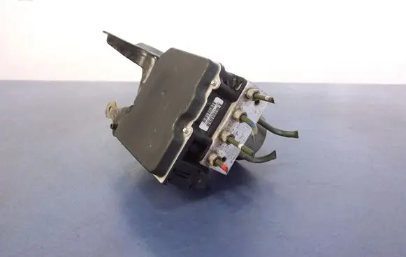 Toyota Avensis T270 ABS Pump 44540-05140