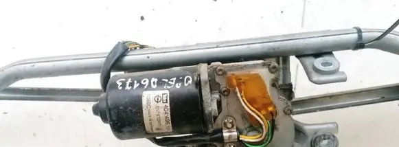 Opel Zafira A Wiper motor 40449612V 1080C