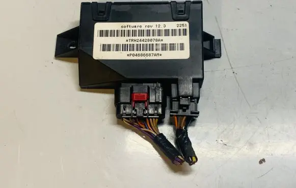 Chrysler Grand Voyager IV Door central lock control unit/module P04686687AM