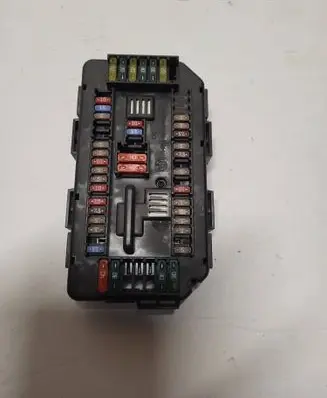 BMW 4 F32 F33 Fuse module 9337879 04082014