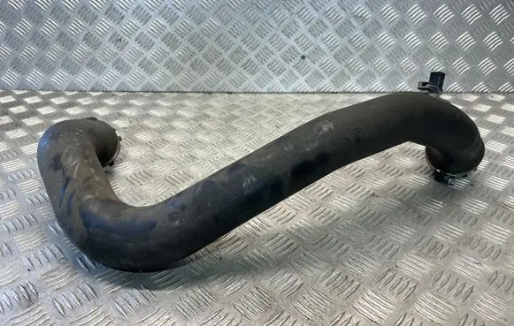 Audi A4 S4 B9 Intercooler hose/pipe 8W0145673A