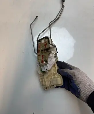 Front door lock