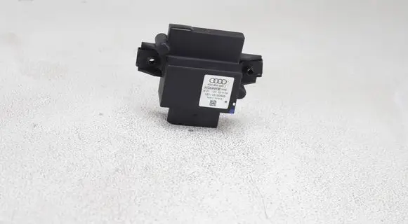 Audi Q5 SQ5 Fuel injection pump control unit/module 4G0906093J