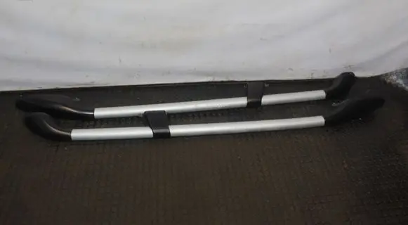 Mitsubishi Outlander Roof transverse bars on the 