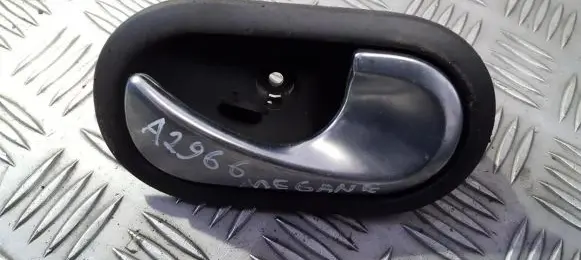 Renault Megane II Rear door interior handle 8200028486