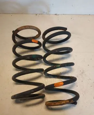 Toyota Avensis Verso Rear coil spring