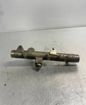 Audi A8 S8 D3 4E Fuel main line pipe 059130090D