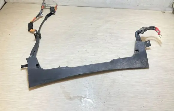 Land Rover Discovery 4 - LR4 Positive cable (battery) EH2210B680BD