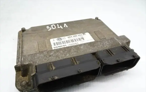 Volkswagen Golf IV Engine control unit/module 06A906033AE 5WP40136