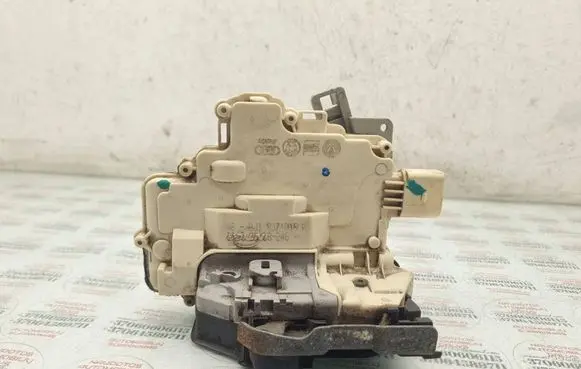 Audi A4 S4 B8 8K Front door lock 8J1837016A