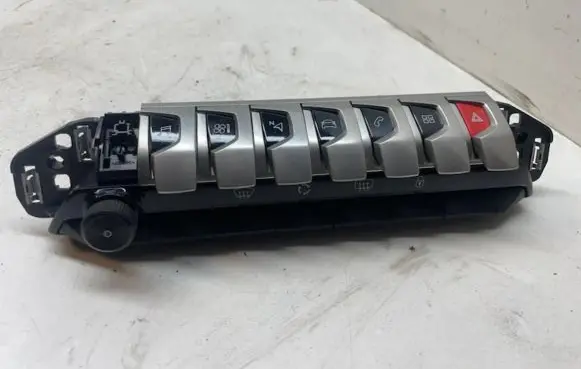 Peugeot 5008 II Air conditioner control unit module 98249153DX