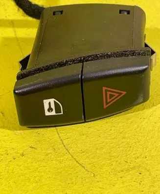 BMW X3 E83 Tailgate/trunk/boot open switch 