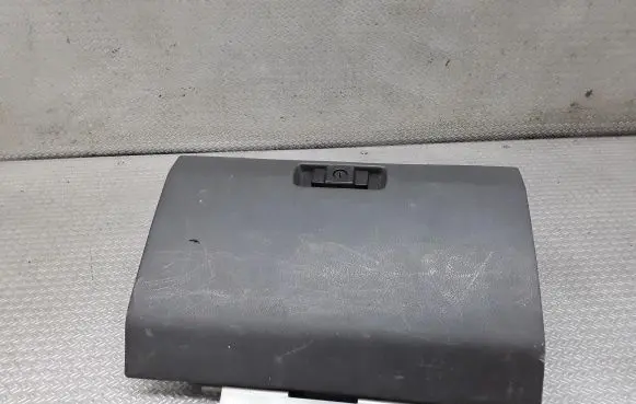 Mitsubishi Pajero Glove box lid/cover MB652136