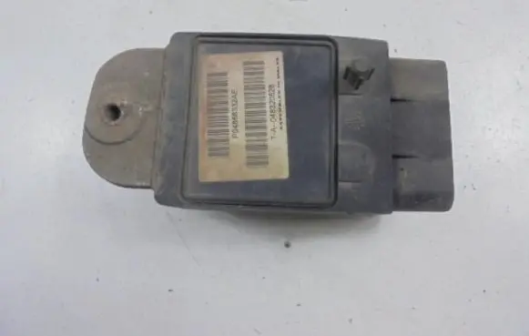 Chrysler Pacifica Fan control module P04868332AE
