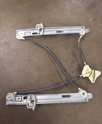 Jeep Compass Front door electric window regulator 05074820AA 0011420111