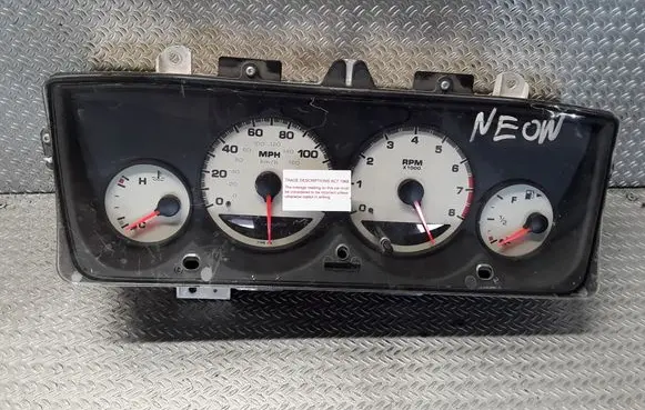 Chrysler Neon II Speedometer (instrument cluster) 04812725AB