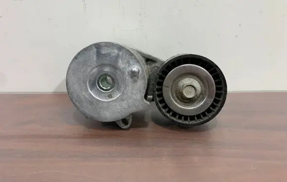 Mitsubishi Outlander IV Generator/alternator belt tensioner 842603210318