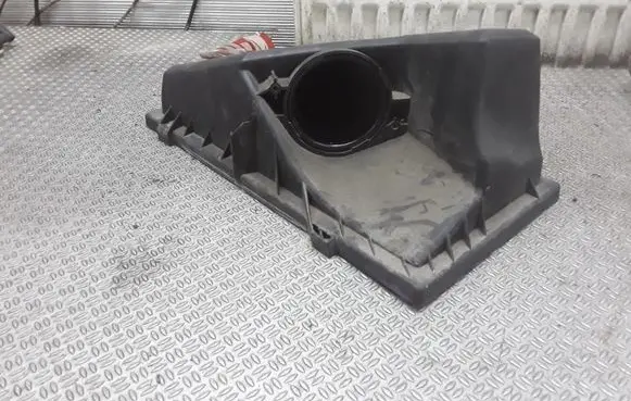 Mitsubishi Space Star Air filter box cover 30620760