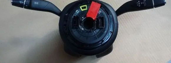 Wiper turn signal indicator stalk/switch
