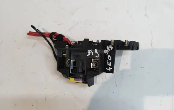 Audi Q5 SQ5 Battery relay fuse 4F0915519