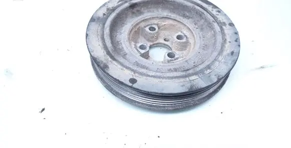 Volkswagen PASSAT B4 Crankshaft pulley 028105243K